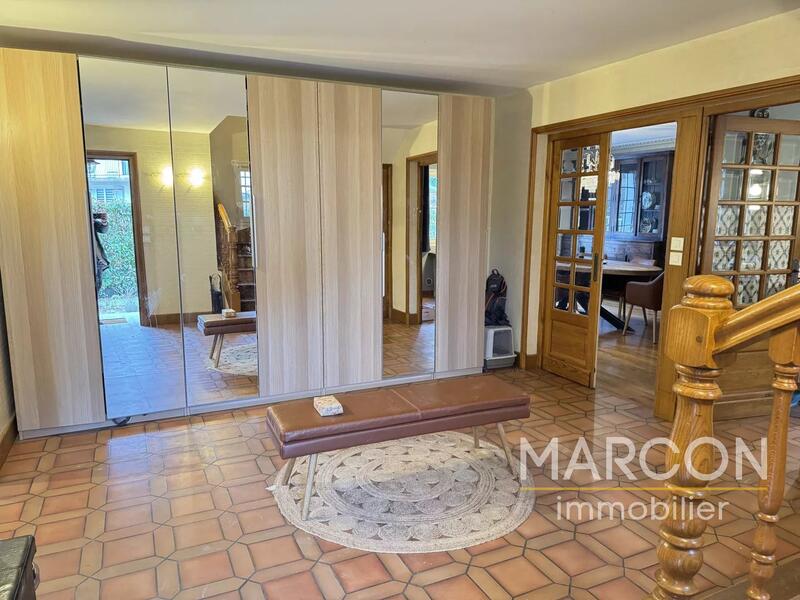 Maison de village - 200 m² - 8 pièces