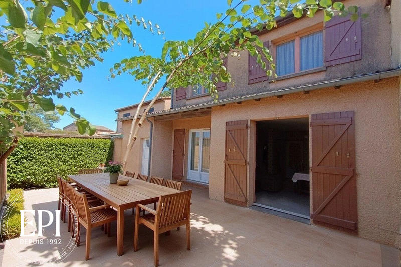 Maison - 95 m² - 5 pièces