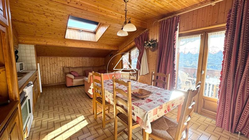 Châlet - 266 m² - 14 pièces