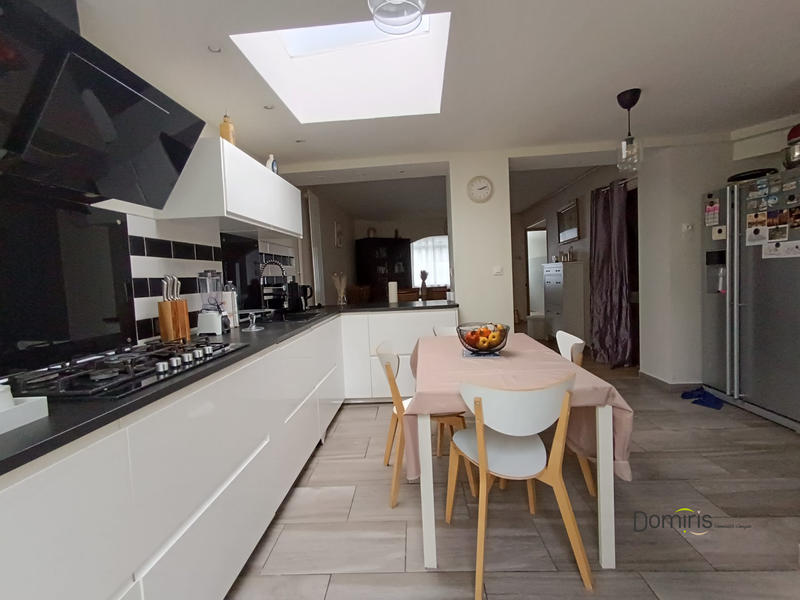 Maison - 103 m² - 4 pièces