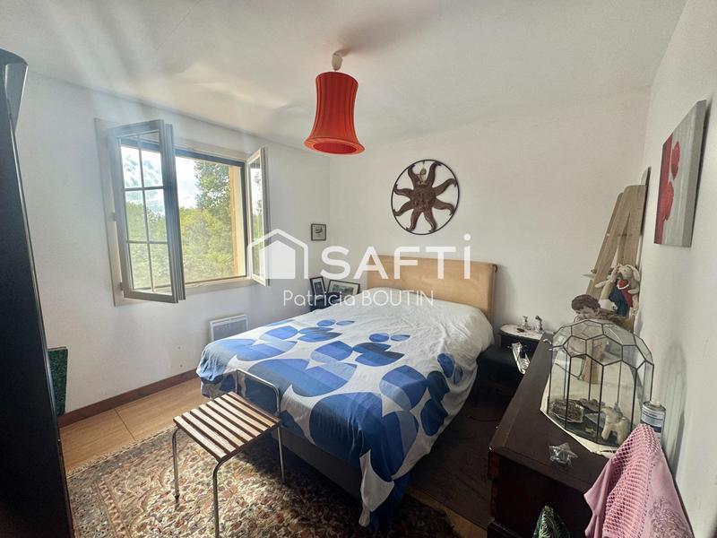 Maison - 92 m² - 6 pièces