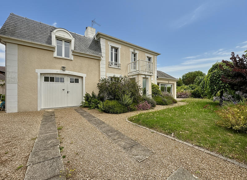 Maison - 137 m² - 5 pièces