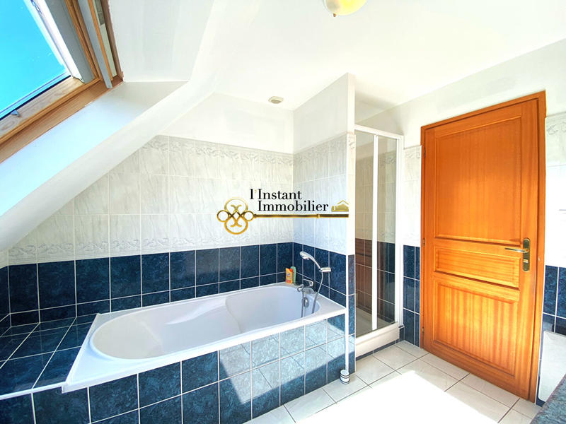 Maison - 140 m² - 6 pièces