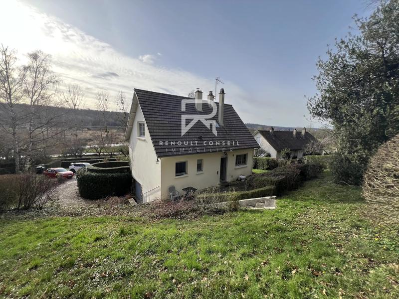 Maison - 98 m² - 4 pièces