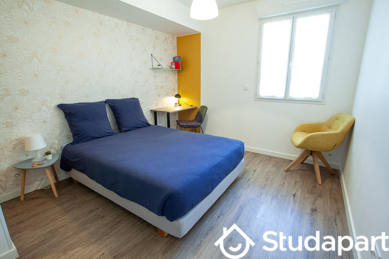 Chambre - 11 m² - 1 pièce