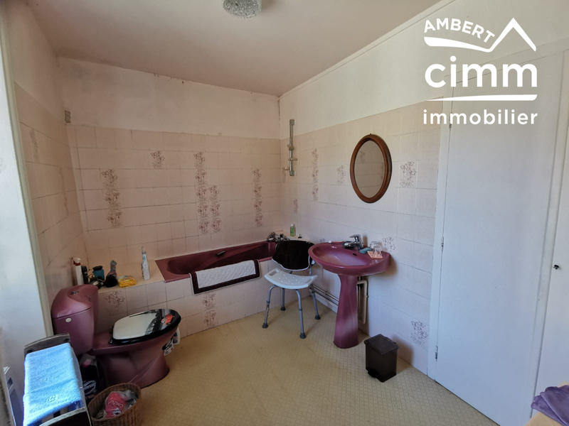 Maison - 113 m² - 9 pièces