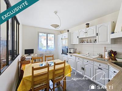 Maison - 96 m² - 5 pièces