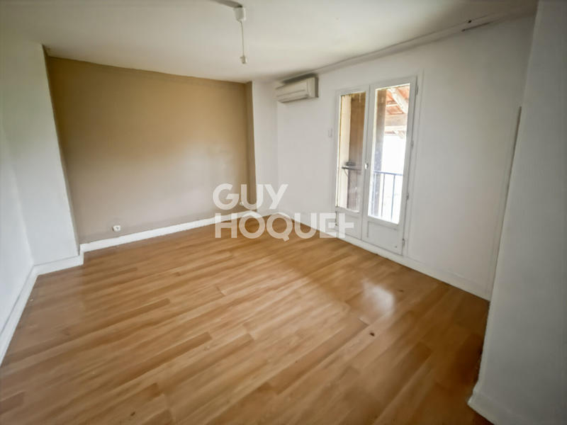 Maison - 419 m² - 18 pièces