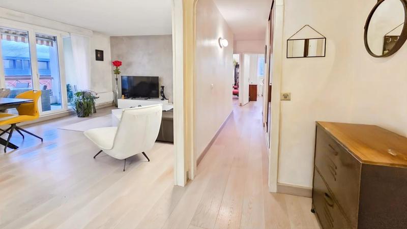 Appartement - 83 m² - 4 pièces