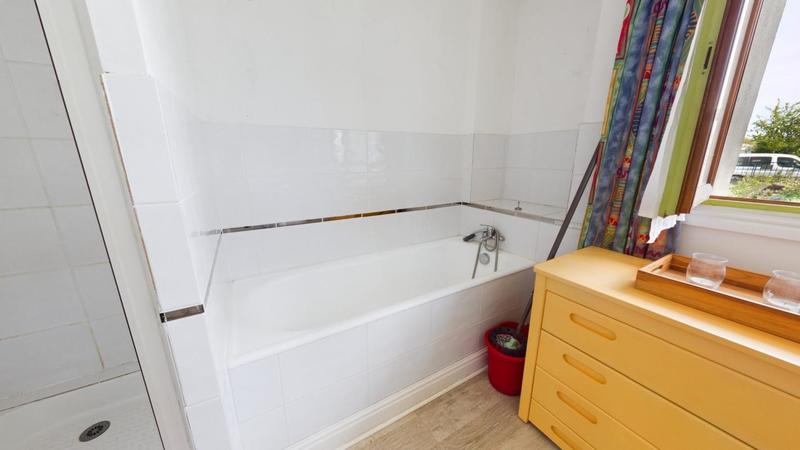 Maison - 138 m² - 5 pièces