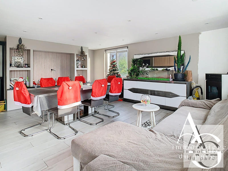 Maison traditionnelle - 86 m² - 5 pièces