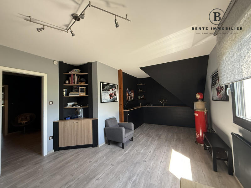 Maison - 166 m² - 6 pièces