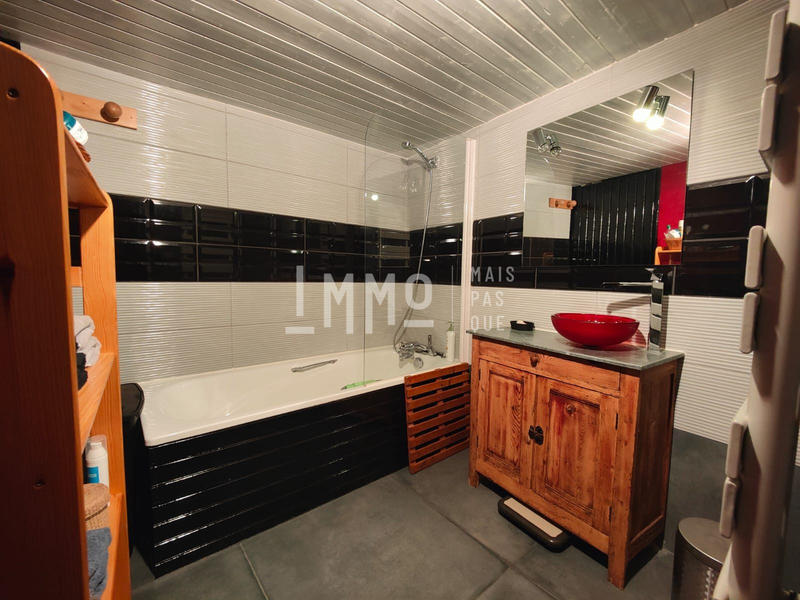 Maison - 81 m² - 4 pièces