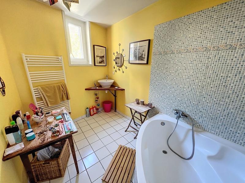 Duplex - 158 m² - 6 pièces