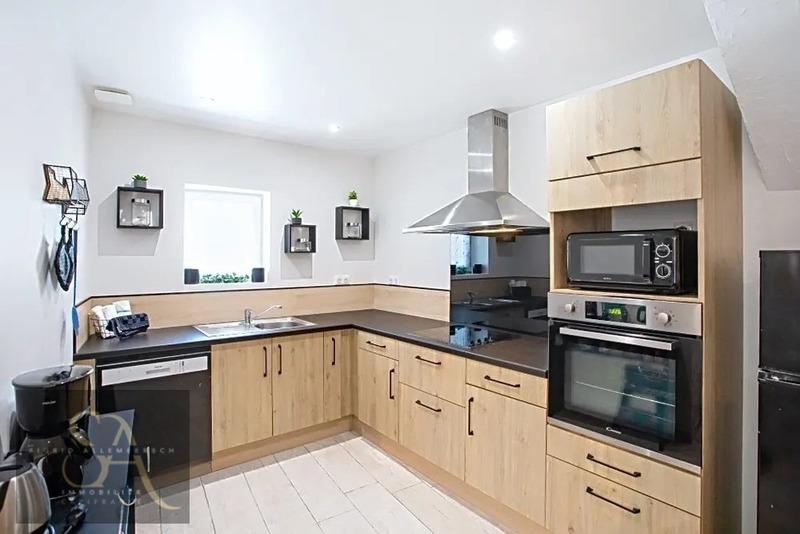 Propriété - 249 m² - 10 pièces