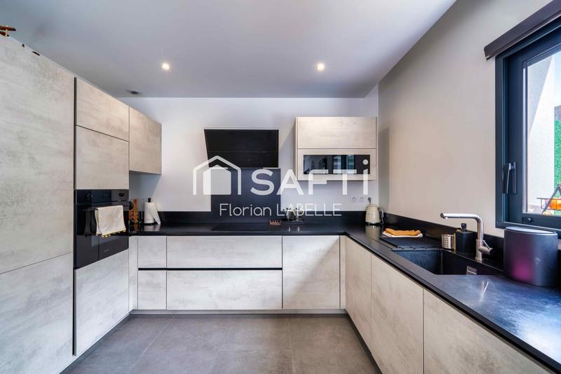 Maison - 120 m² - 4 pièces