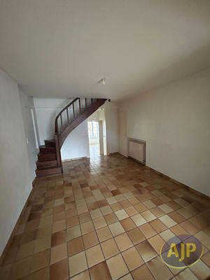 Maison - 83 m² - 3 pièces