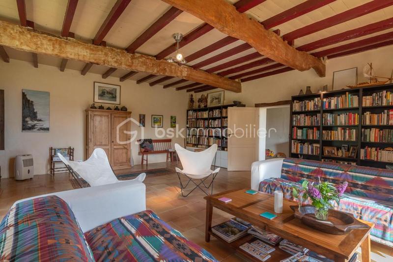 Maison ancienne - 360 m² - 7 pièces