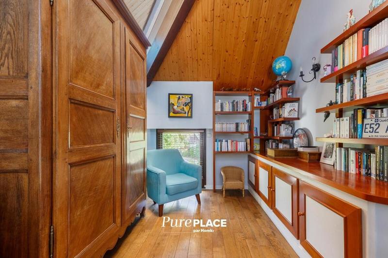 Maison d'architecte - 250 m² - 8 pièces