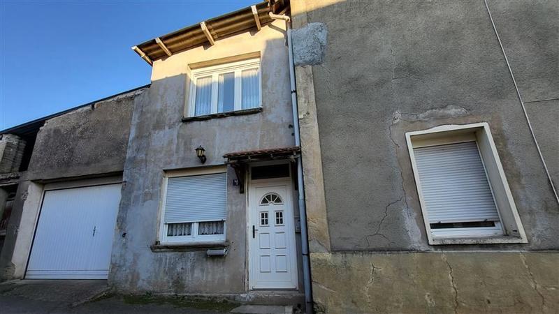 Maison - 240 m² - 9 pièces