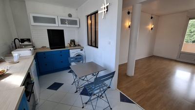 Appartement - 75 m² - 5 pièces