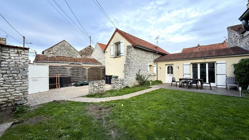 Maison - 86 m² - 4 pièces