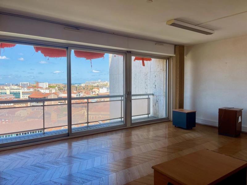 Appartement - 110 m² - 5 pièces