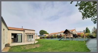 Pavillon - 111 m² - 5 pièces