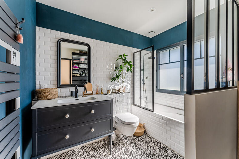 Maison - 170 m² - 6 pièces