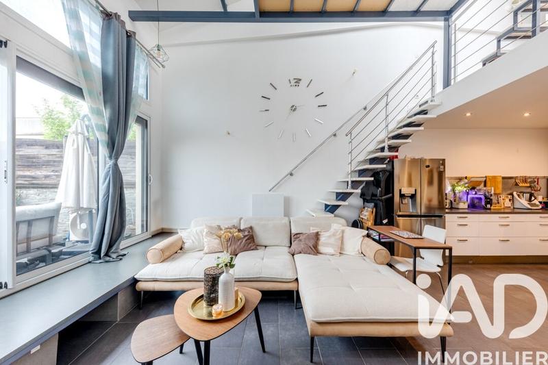 Loft - 69 m² - 3 pièces