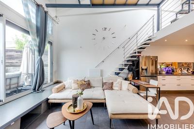 Loft - 69 m² - 3 pièces