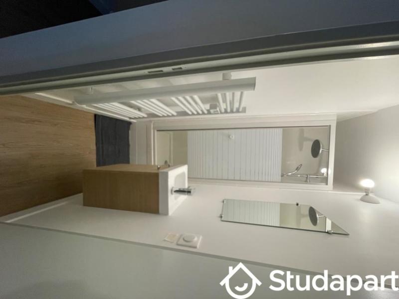 Chambre - 11 m² - 1 pièce