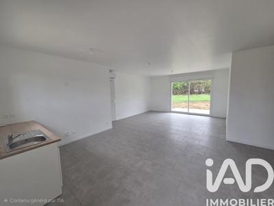 Maison - 76 m² - 4 pièces