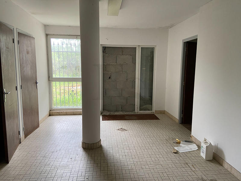 Immeuble - 15 pièces