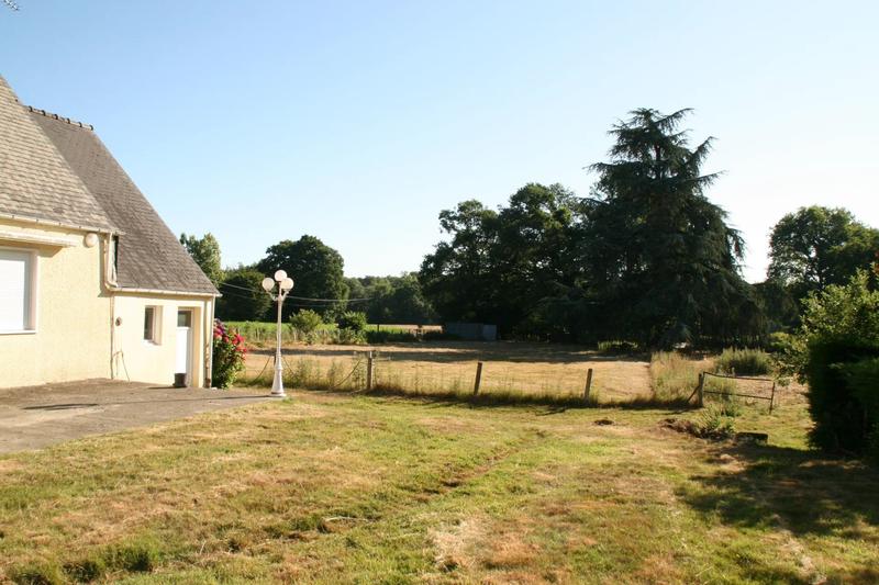 Maison - 104 m² - 6 pièces