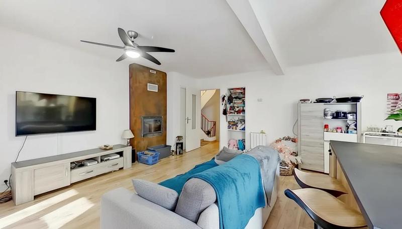 Maison - 92 m² - 4 pièces