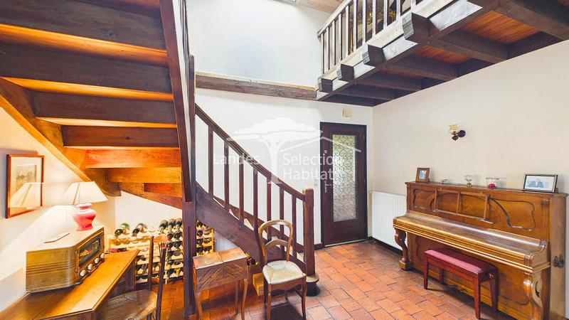 Maison - 180 m² - 7 pièces