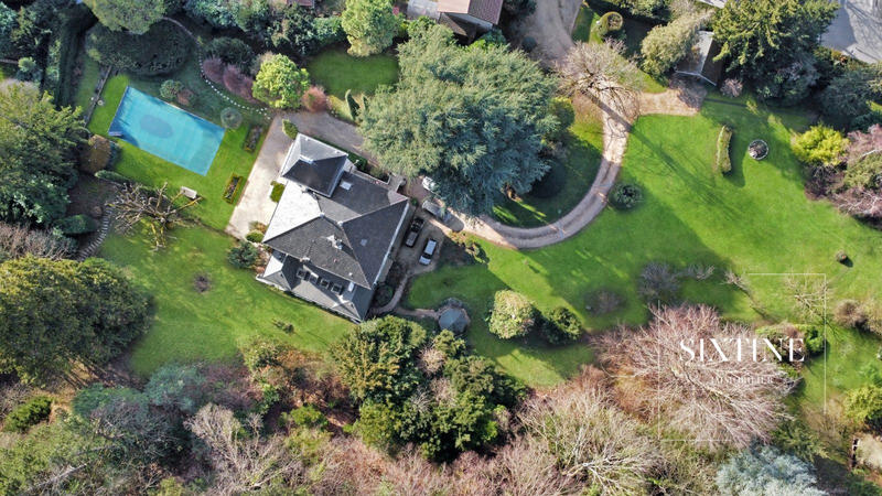 Manoir - 330 m² - 11 pièces