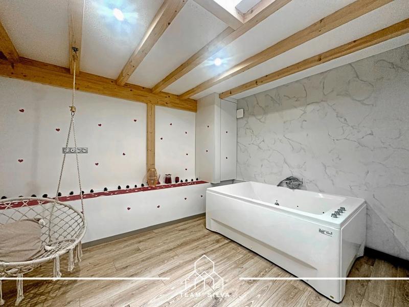 Maison de village - 125 m² - 5 pièces