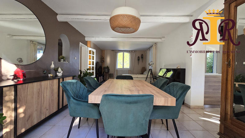 Maison traditionnelle - 140 m² - 6 pièces