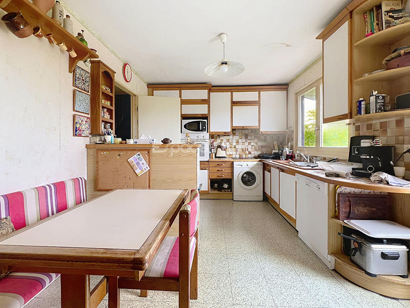 Maison - 150 m² - 7 pièces