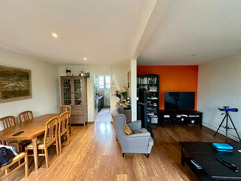 Appartement - 76 m² - 3 pièces