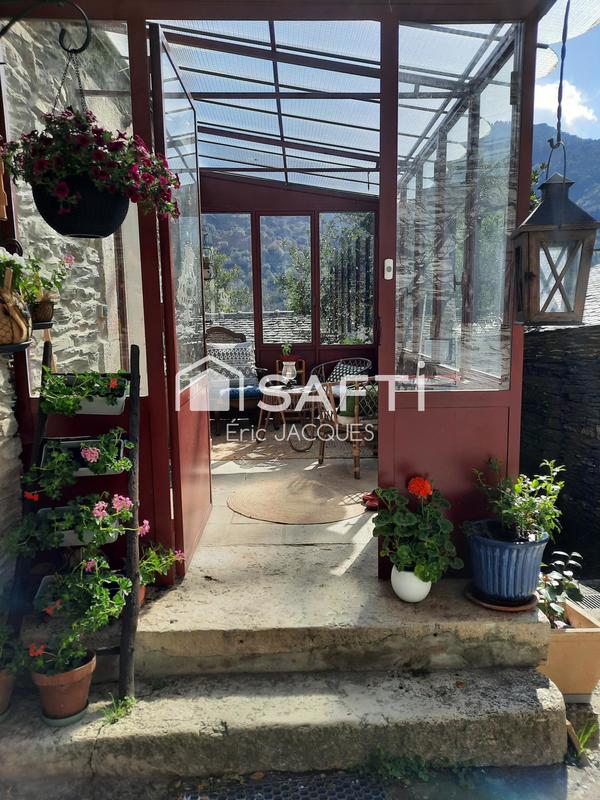 Maison - 106 m² - 4 pièces