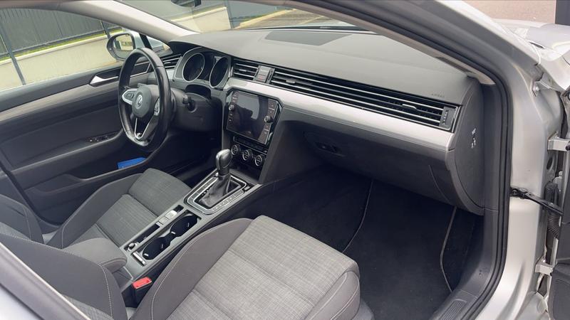 Volkswagen Passat 1.6 Tdi 120 Dsg7 Business