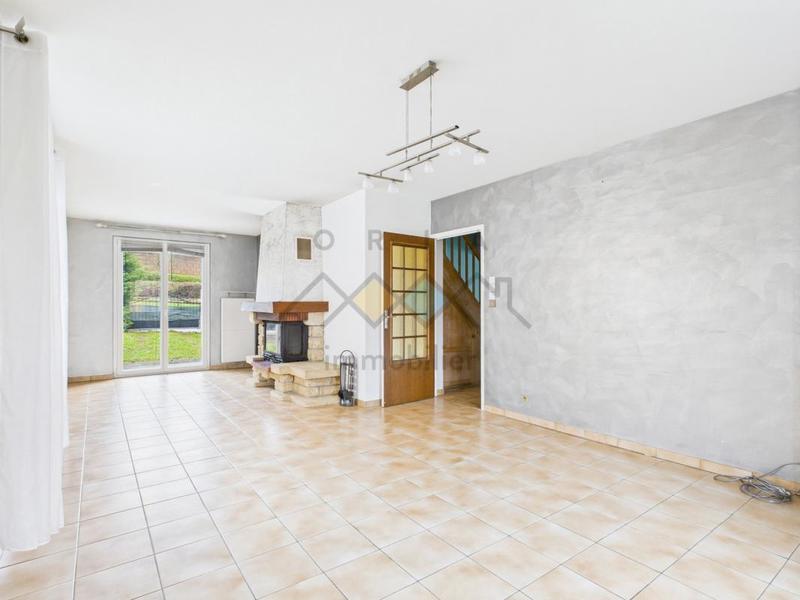 Maison - 121 m² - 7 pièces