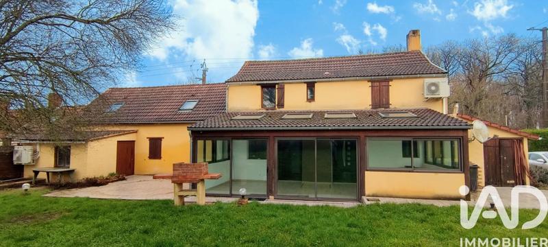 Maison - 170 m² - 8 pièces