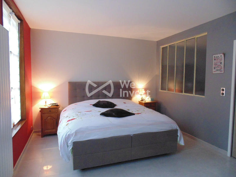 Maison - 327 m² - 10 pièces