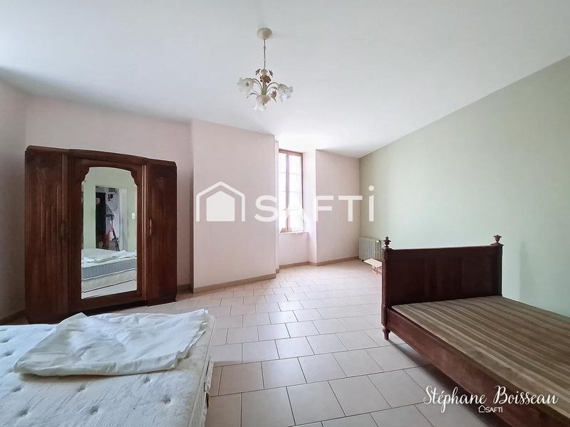 Maison - 219 m² - 7 pièces