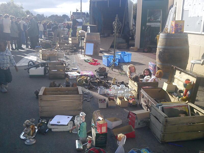 Brocante - bric à brac - artisanat