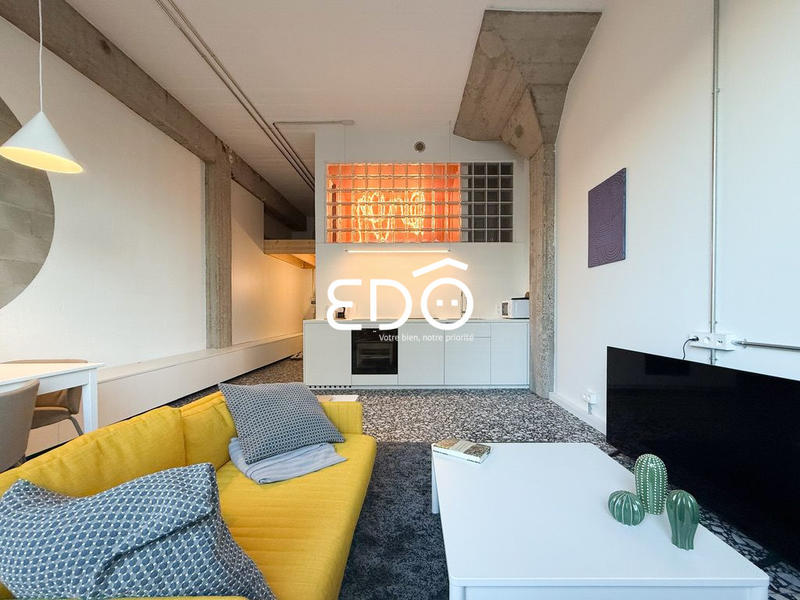 Loft - 43 m² - 2 pièces